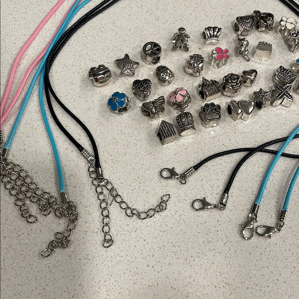 Colorful Charm Set - Picture 3 of 5